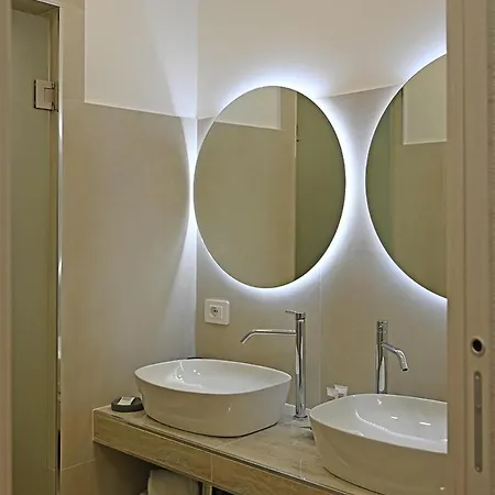 Mom Rooms&suites Gæstehus